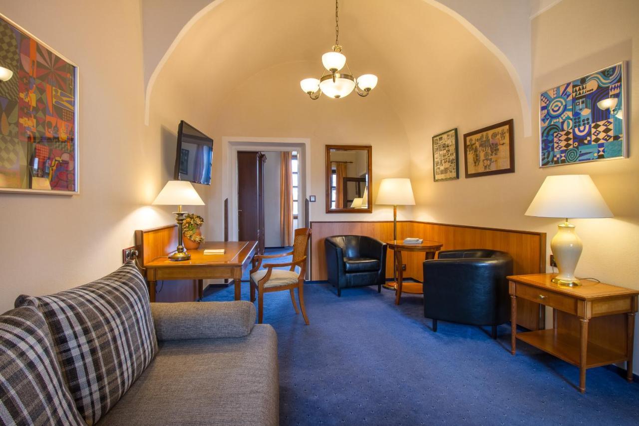 Penzion a restaurace U Míšků Třeboň Exteriér fotografie